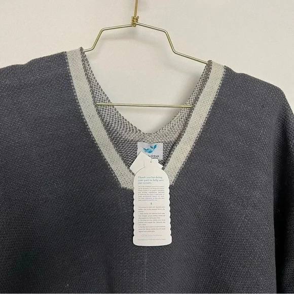 Save the Ocean Sustainable Pullover Poncho Gray Colorblocked Lightweight Warm - Picture 7 of 7